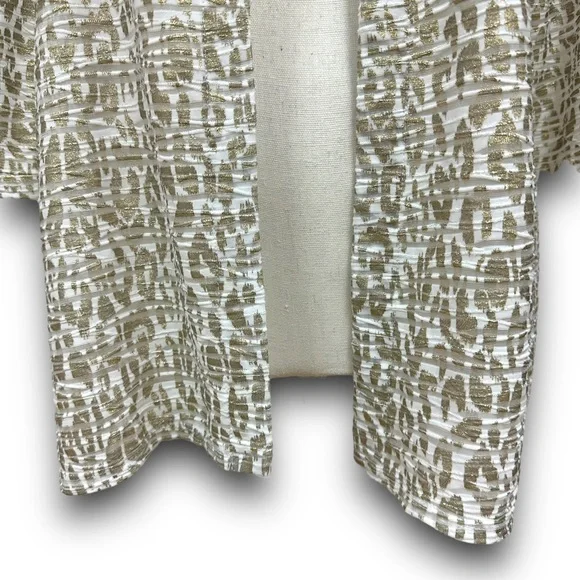 Traveler’s Collection By Chico’s Gold Animal Print Cardigan - Picture 4 of 8